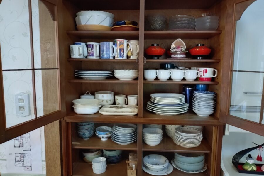 食器棚２